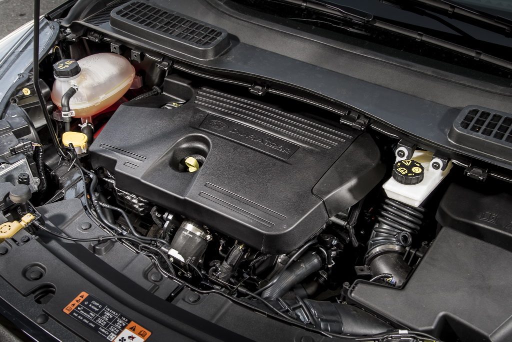 Ford Kuga ST-Line 2016 engine
