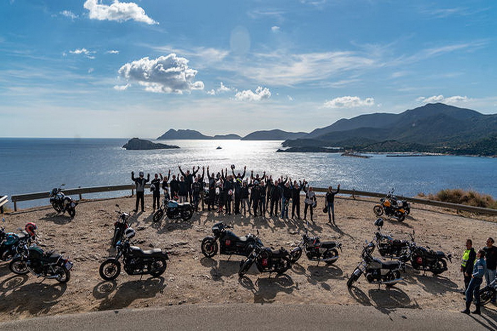 Moto Guzzi Experience 2019 1