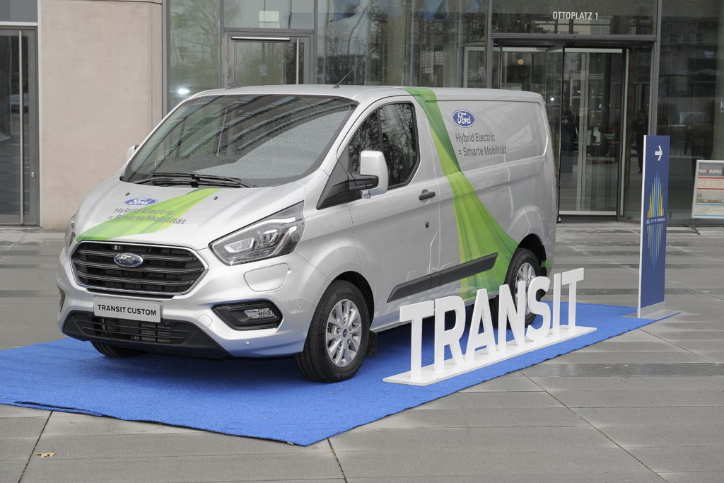 Ford Transit Plug-In Hybrid Van