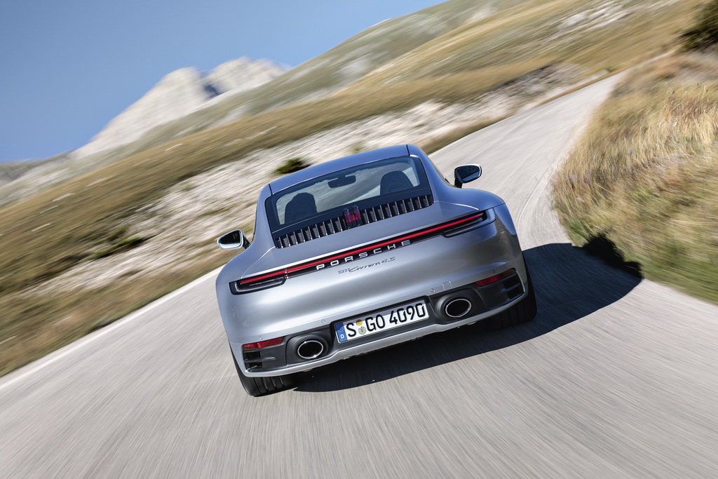Νέα Porsche 911 back
