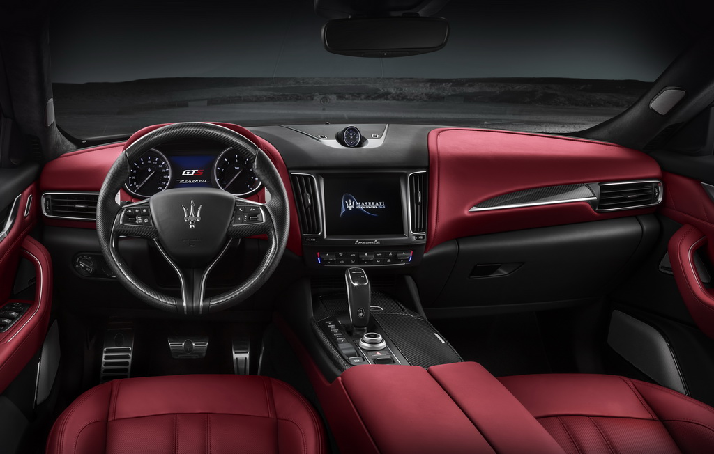 Maserati V8 Levante GTS interior 1