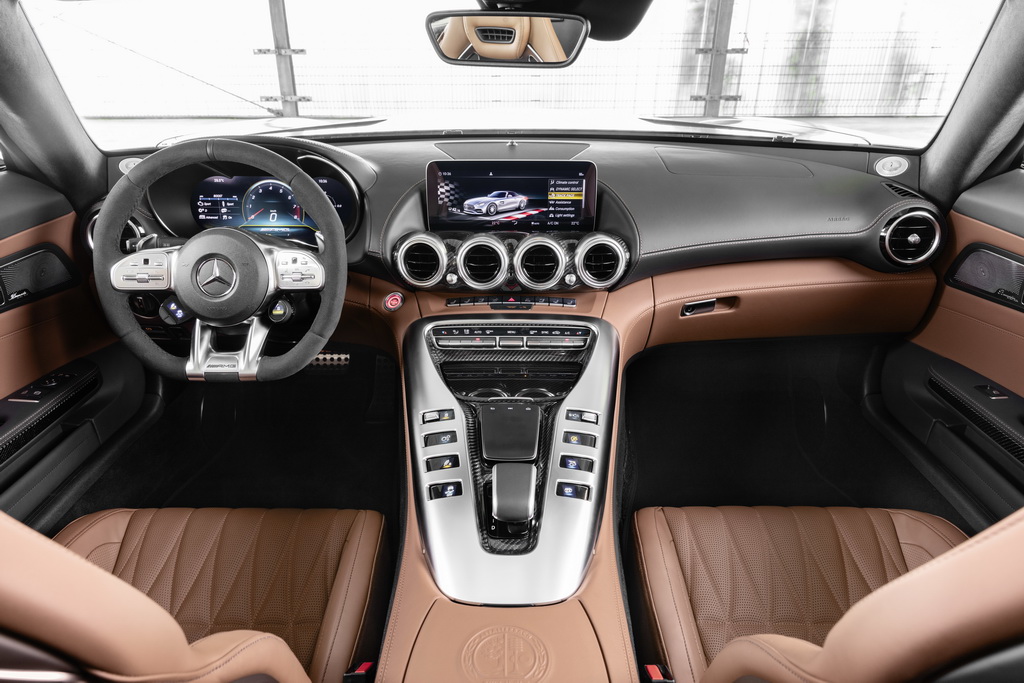 Mercedes AMG GT R PRO interior