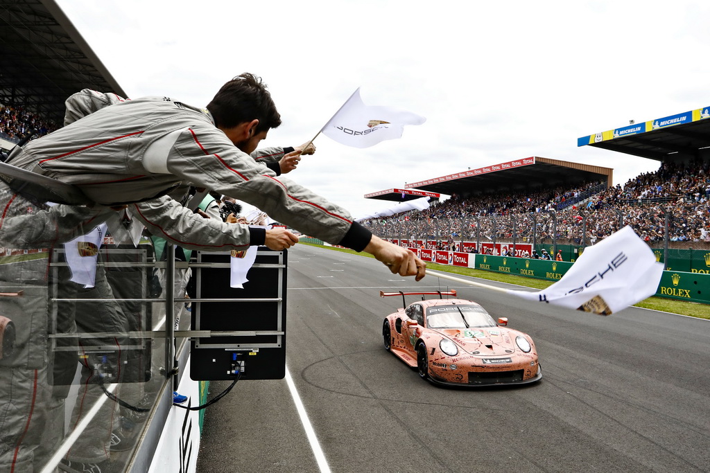 Μεγάλες νίκες για Toyota και Porsche στο Λε Μαν 2
