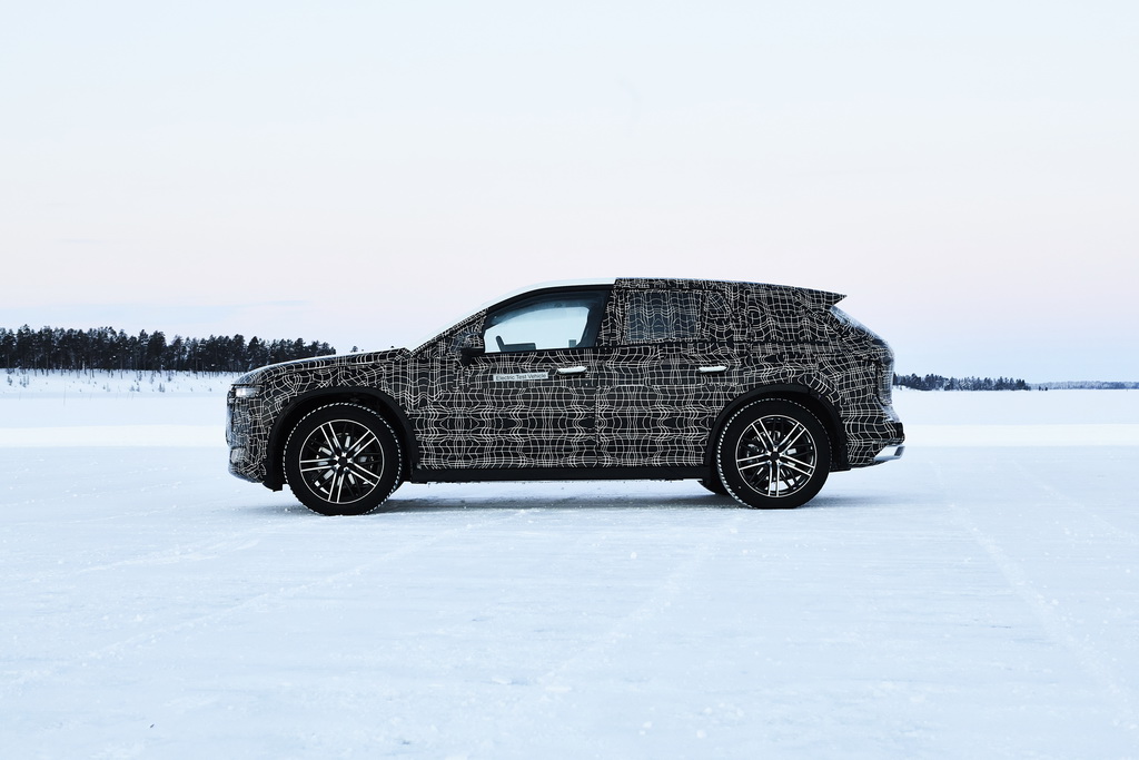 Το BMW iNEXT δοκιμάστηκε σε χειμερινές συνθήκες (1)