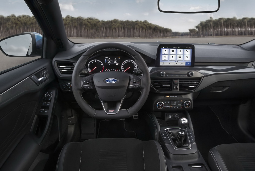 Νέο Ford Focus ST interior