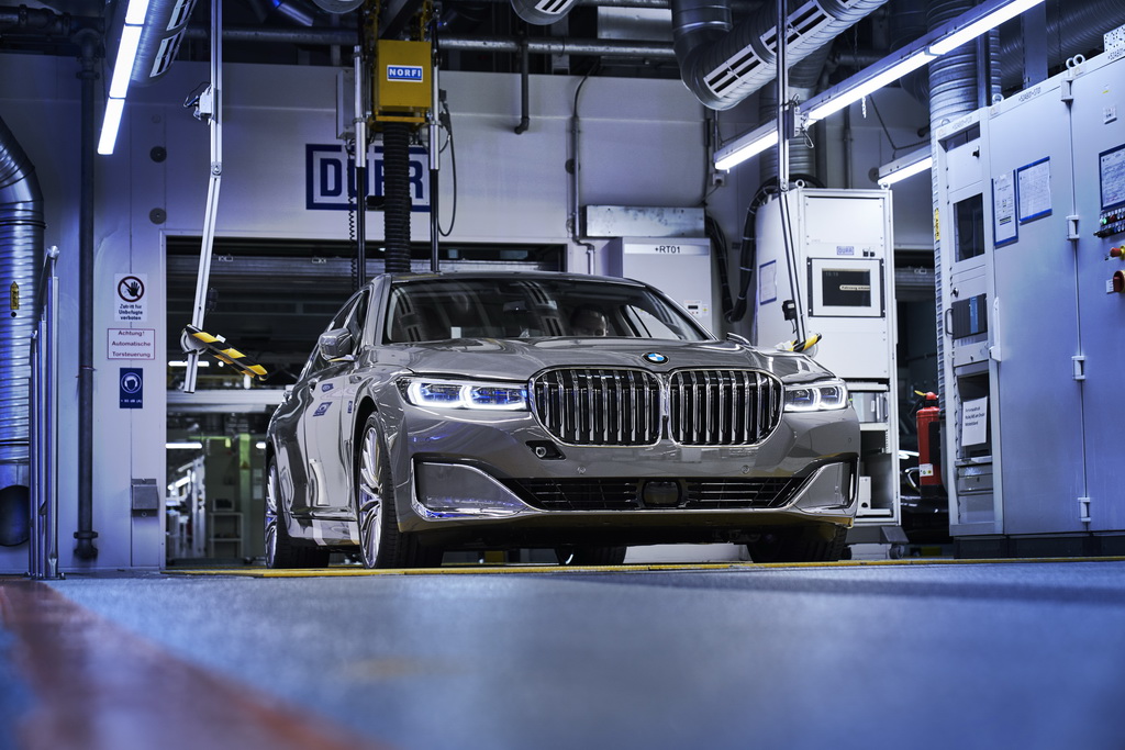 Ξεκίνησε η παραγωγή της νέας BMW Σειράς 7 (1)