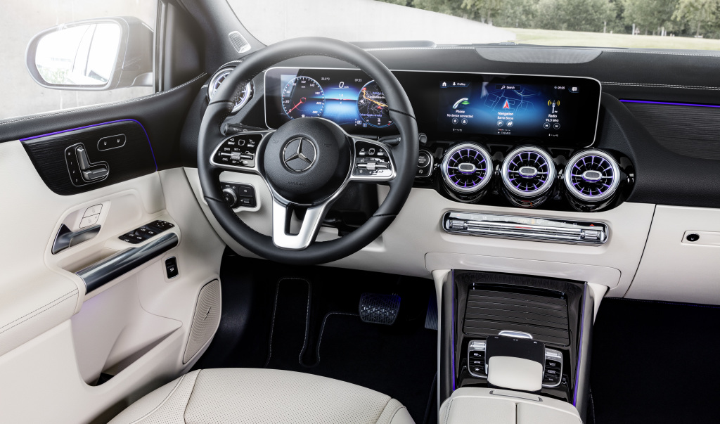 Νέα Mercedes-Benz B-Class interior