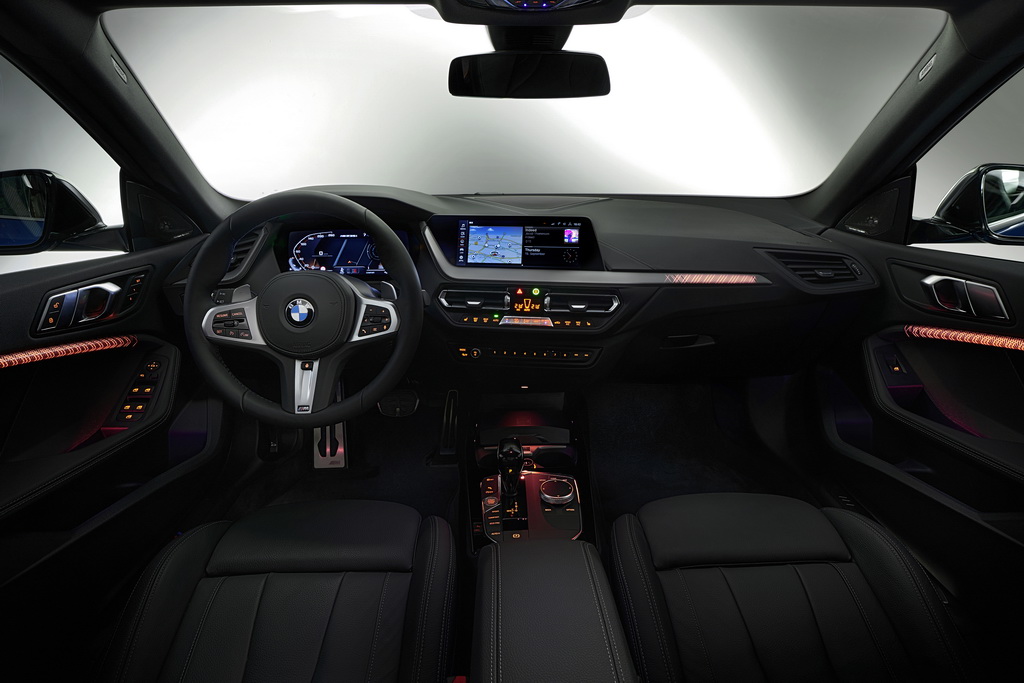BMW 2 Gran Coupe interior