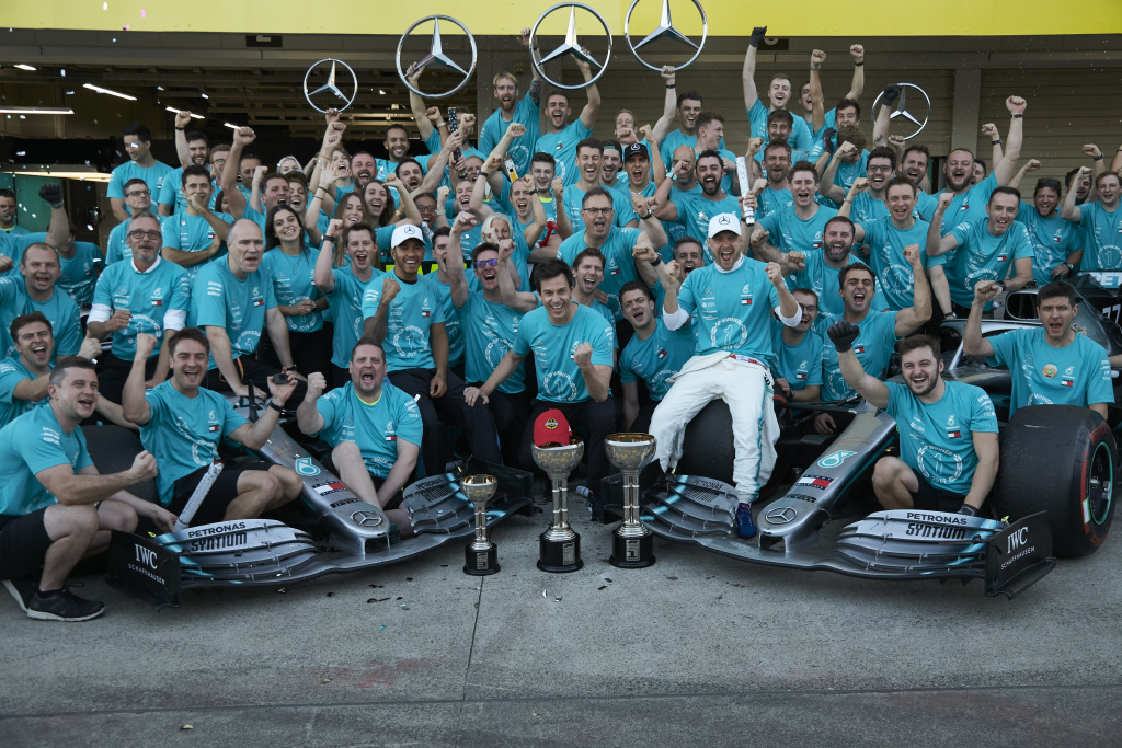 Έκτο σερί πρωτάθλημα στη Formula 1 για τη Mercedes-AMG Petronas