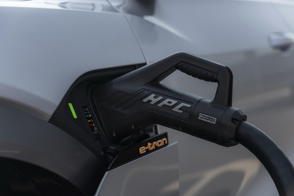 Audi e-tron Grid Optimized Charging