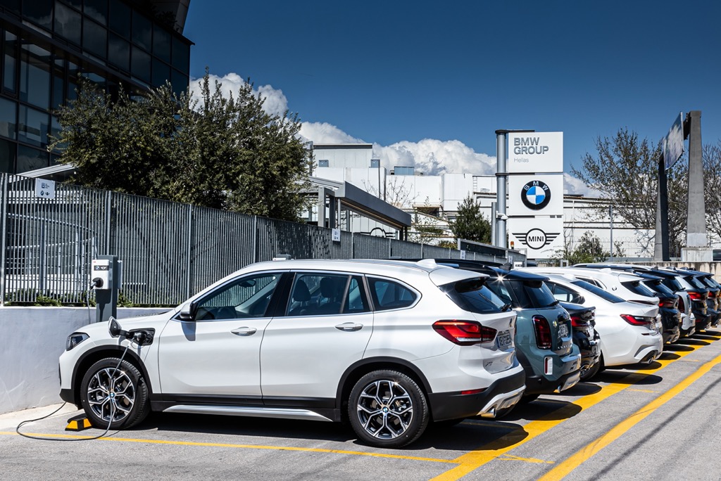 Το BMW Group Hellas εξηλεκτρίζει 100% τον εταιρικό στόλο του