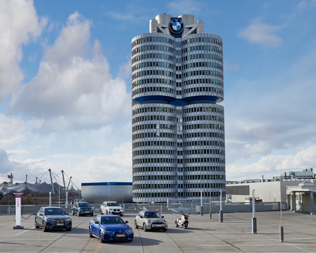 Το BMW Group επιταχύνει την ανάπτυξη της ηλεκτροκίνησης