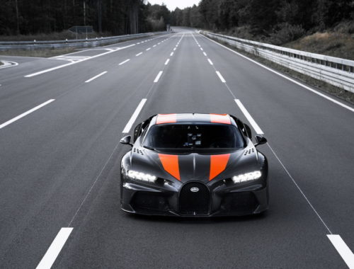 Παγκόσμιο ρεκόρ ταχύτητας από την Bugatti Chiron