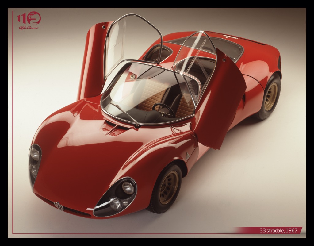 Η ιστορία των Alfa Romeo 33 Stradale, Carabo και Montreal