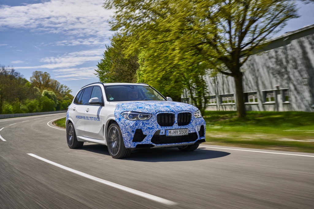 Ξεκινούν καθημερινές δοκιμές για το BMW i Hydrogen NEXT