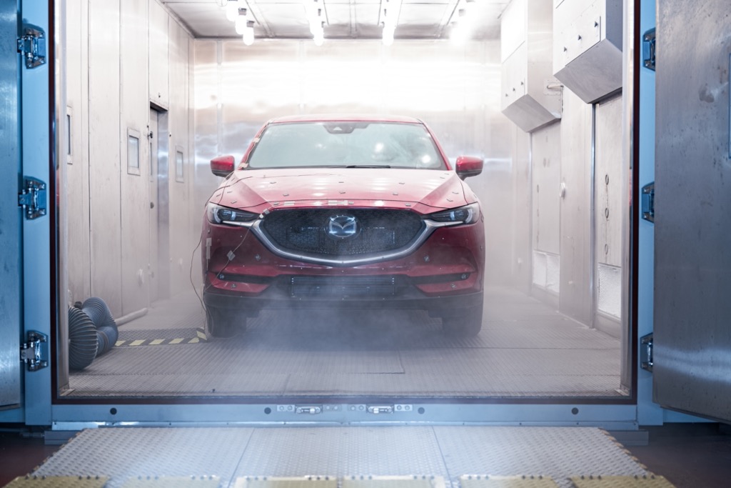 Η Mazda εξελίσσει αυτοκίνητα για μια ζωή